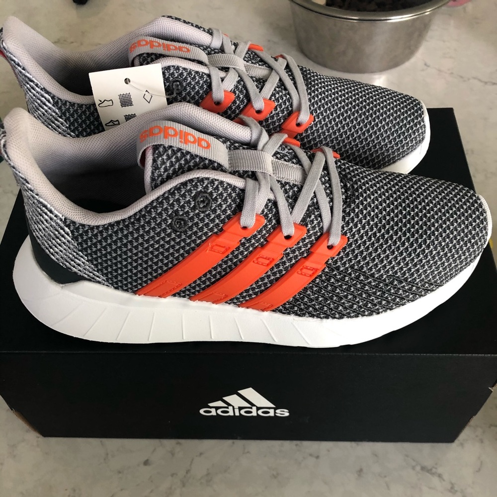 Adidas Questar Flow Youth Running Shoe